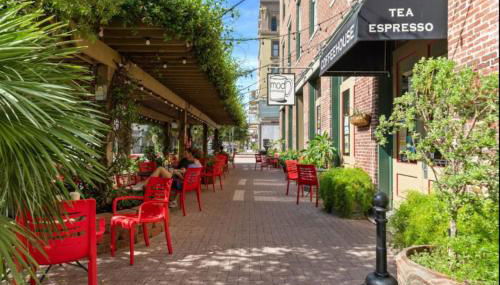 2nd Row Home Close to Beach - Foto 5