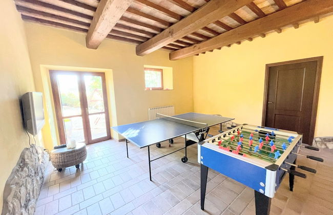 Detached Villa - Sleeps 10 - Pool - Pergola - Playground for Children - Wifi - Foto 58