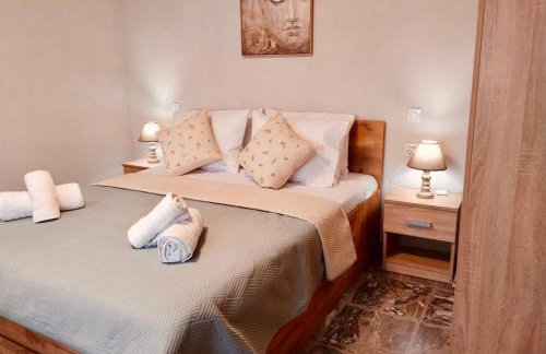 Aggelikas Guest House - Photo 12