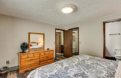 Tee Off in the Mtns Sky Valley Condo with View! - Foto 13