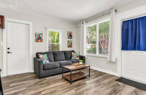 Birds of Paradise: Unwind in Nature's Embrace - Foto 48