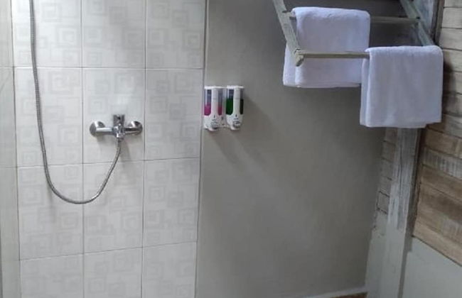 Honeybee Hut Lembongan - Foto 6