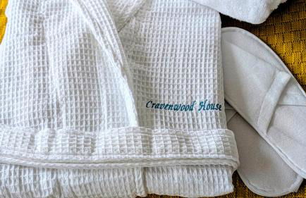 Charming Townhome Retreat, close to Manchester - Photo 28