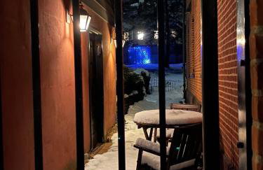The Historic Jesse Buel Farmhouse w Heated Pool - Foto 40