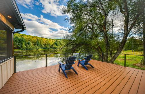Waterfront Home with Kayaks, Trails and Petting Zoo! - Photo 20