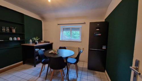 Schöne Wohnung mit 6 Einzelbetten, geeignet für Monteure - Foto 4