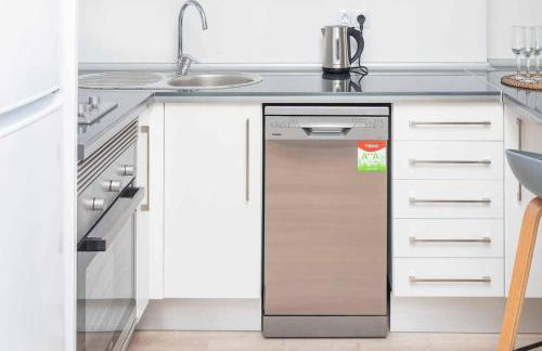 NEW Apt Relax Home a 150 m del mar, WIFI y Piscina - Foto 22