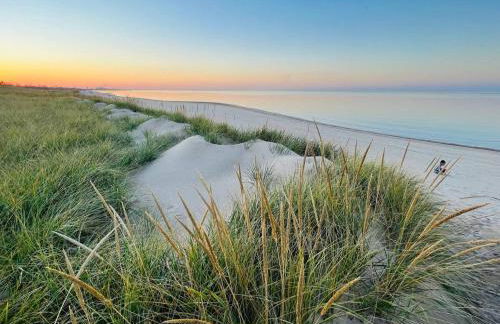 Spacious 4-Bedroom Home Near Indiana Dunes National Park - Foto 13