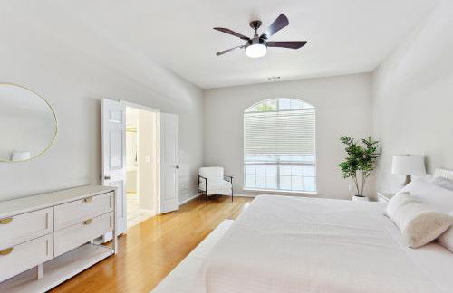 Family Fun Retreat- Pool & Entertainment Haven! home - Foto 21