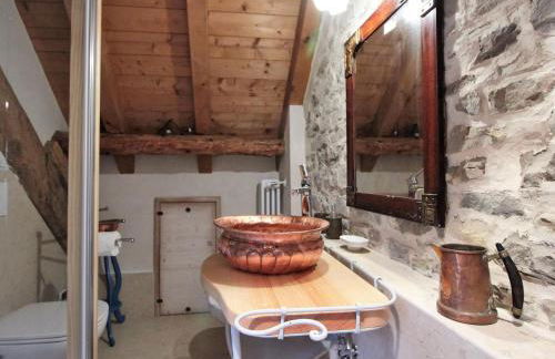 Charming Alpine Retreat for 9 - Foto 32