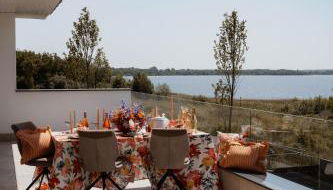 luxuriöse Villa Möwengeflüster - 220qm große Ferienwohnung für bis zu 8 Gästen mit Sauna direkt am Goitzschesee - Foto 2