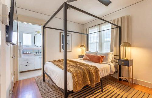 Charming 1920s Hermosa Bungalow Steps from The Strand - Foto 20