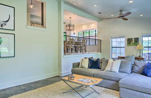 Beautiful Hill Country Cottage - Walk to Downtown! - Foto 12