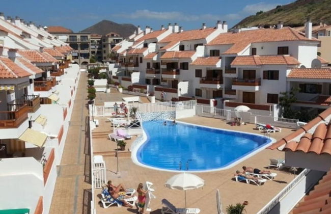 Aqua Vista El Cardon 1BR Free Parking Heated Pool - Photo 4