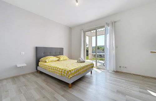 Villa Grivia - Maison avec grand jardin - Piscine - Pétanque - Ping Pong - Foto 17