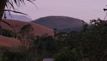 Cabana do lago no Sitio Paraiso Joao de Barro - Foto 1