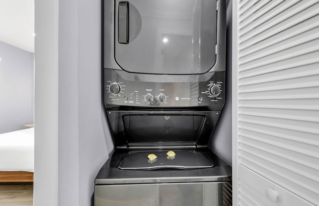 Charlotte Spacious Home - Foto 27