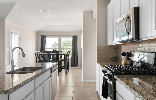 Charming 4BR Spacious Backyard in Hutto - Foto 9