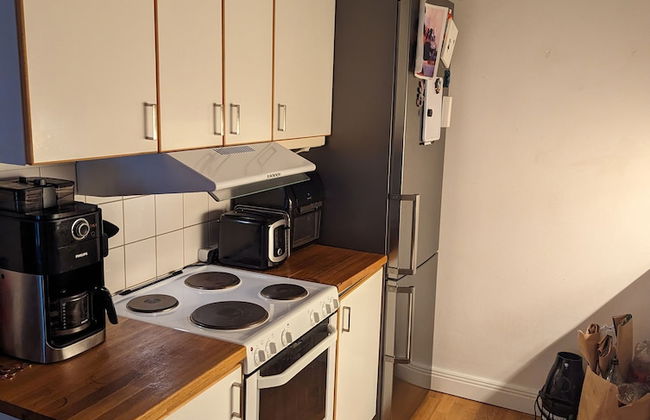 Stylish 2-bed Apartment in Central Stockholm - Photo 4