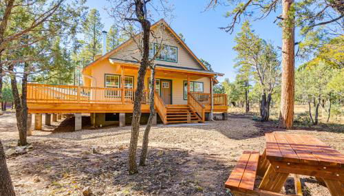 Peaceful Blue Ridge Cabin with Wraparound Deck! - Foto 3