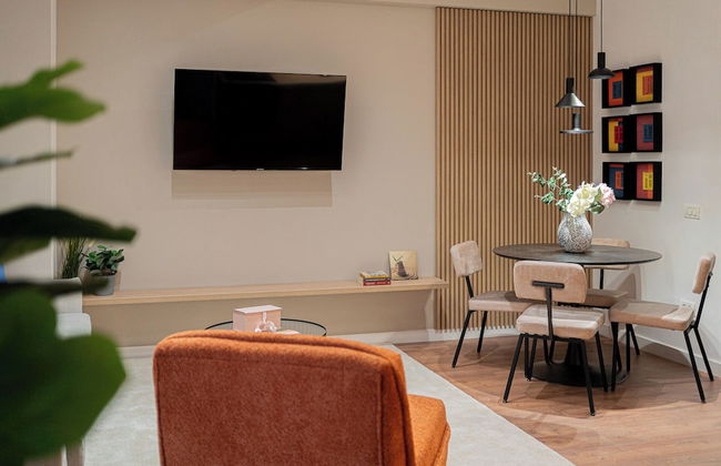 Playful & Trendy 2BR on Regina Elisabeta, Steps to Cismigiu Gardens | Bathtub & Boulevard Views - Foto 27