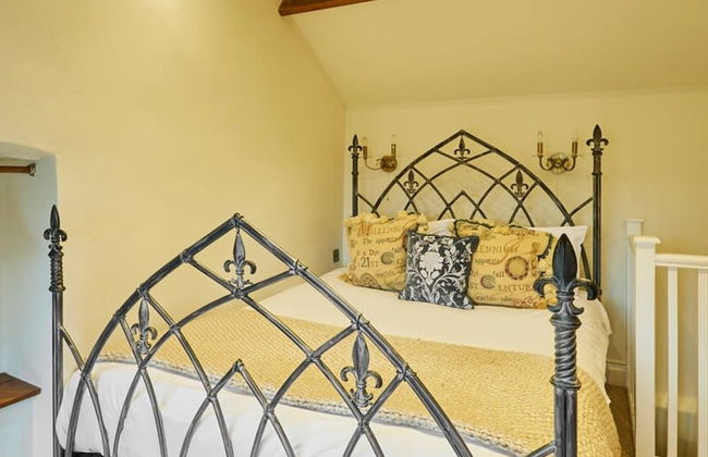 Host Stay Colcott Cottage - Photo 15