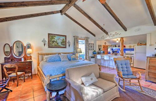 Cozy Story Book Barn Cottage with Scenic View - Foto 14