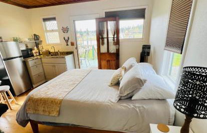 Bridge Tender Shack with hot tub on deck - Foto 11