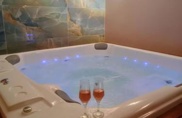 "Prainha Flats" com Jacuzzi e Piscina - Foto 1