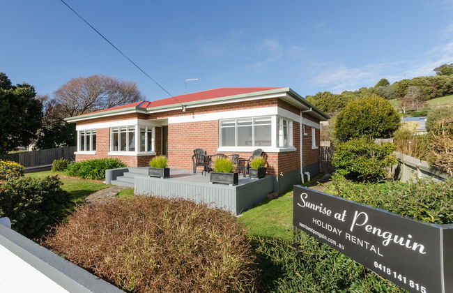 Sunrise at Penguin - Foto 26