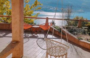 Family Villa Overlooking Lake Serre-Ponçon - Foto 27