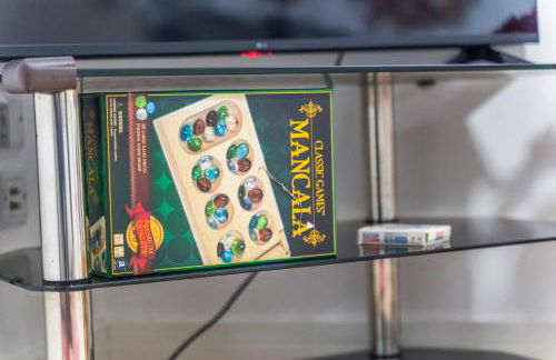 Bloom Court -Sleeps 6-Free Parking with Workspace & High-Speed WiFi - Foto 40