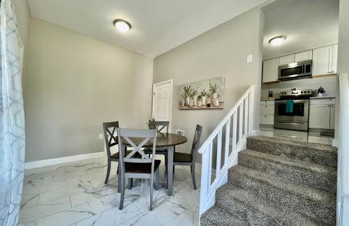 7086 Tylersville Beautiful 4 BDR Home - Near I-75 - Foto 17