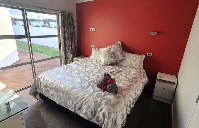 De Vine Martinborough 26 Cologne St - Photo 2