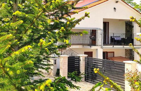 Stunning Home In Labin - Photo 12