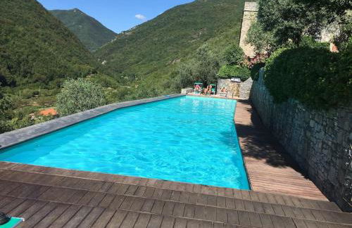Oliveto stunning property with private garden - Photo 1