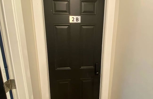 Guest Suite Close To Whtye Ave - Photo 15