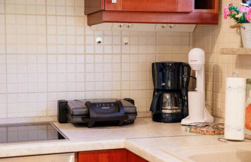 Anastasia's Kastoria Cozy Modern Garden Retreat - Foto 17