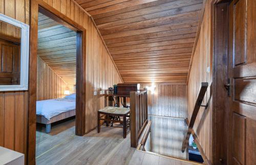 Slow leaving retreat in villa with heated pool, whirlpool, sauna, playground and barbeque in privacy near forest - Foto 32