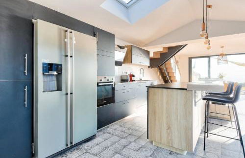 6 adultes et 2 enfants - piscine et accès plage direct - Foto 9