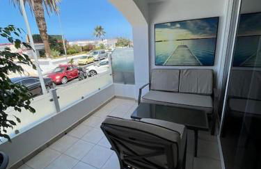 Apartment A/c - Fibra - SmartTv - modern - Foto 1