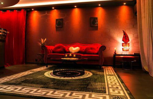 L'Insolite Spa Privatif ''Suite Luxueuse-Jacuzzi" - Photo 27