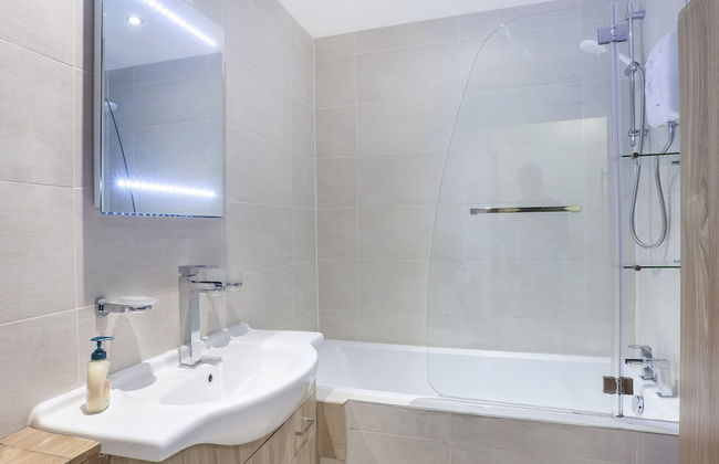 Riverbank View - Photo 16