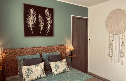 La Villa Vaihéré en Camargue, l'Hibiscus et le Magnolia - Foto 2