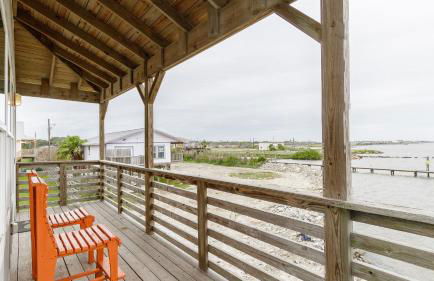 Waterfront, Shared Boat Dock & Pool w/ Views Ariels Grotto by Avantstay - Foto 62