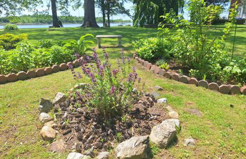 Waterfront Retreat Center - Foto 57