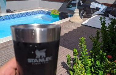 Linda Casa com Piscina em Condomínio Fechado na Praia do Francês - Foto 2