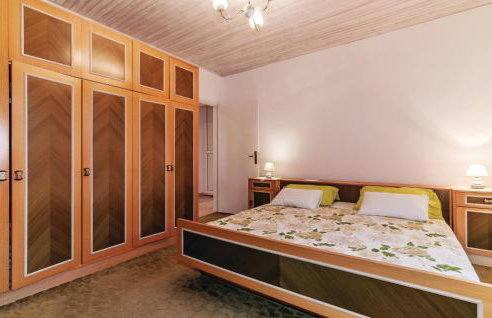 Six-Bedroom Holiday Home In Sv Filip I Jakov - Foto 43