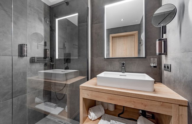 Summit Seefeld - Photo 33