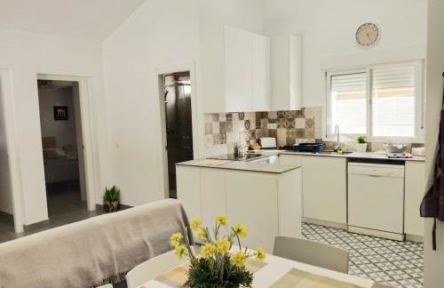 Casa Robles, casa con piscina y barbacoa - Photo 13